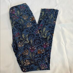 LuLaRoe Blue Floral Patterned Leggings